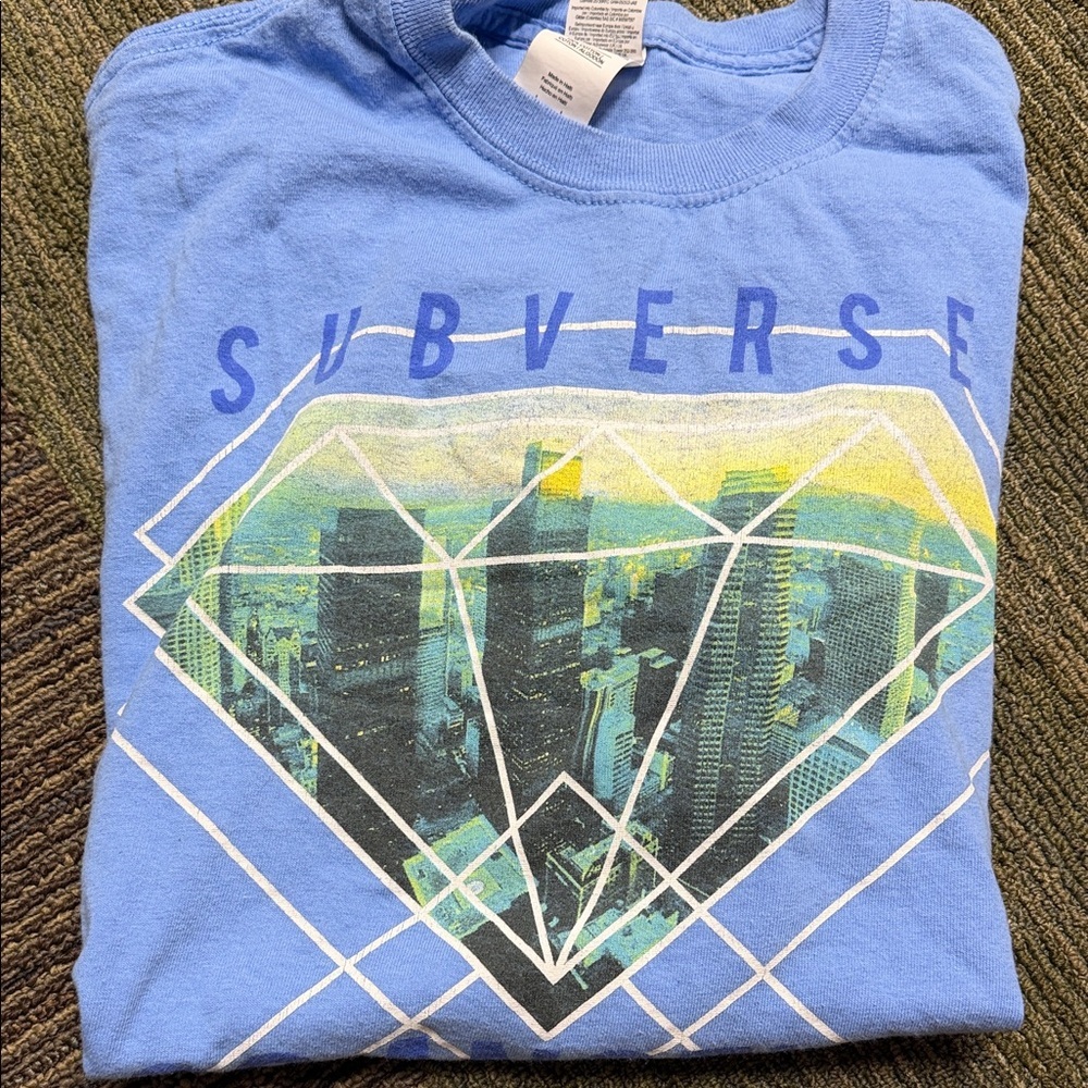 Gildan Light Blue Los Angeles Graphic Tee - Picture 3 of 3